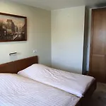 Apartment La Diligence Arsdorf