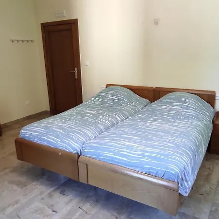 Apartment La Diligence Arsdorf